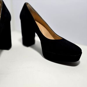 Copper Key 4" heels Size 7.5 Soft Feeling On The Outside